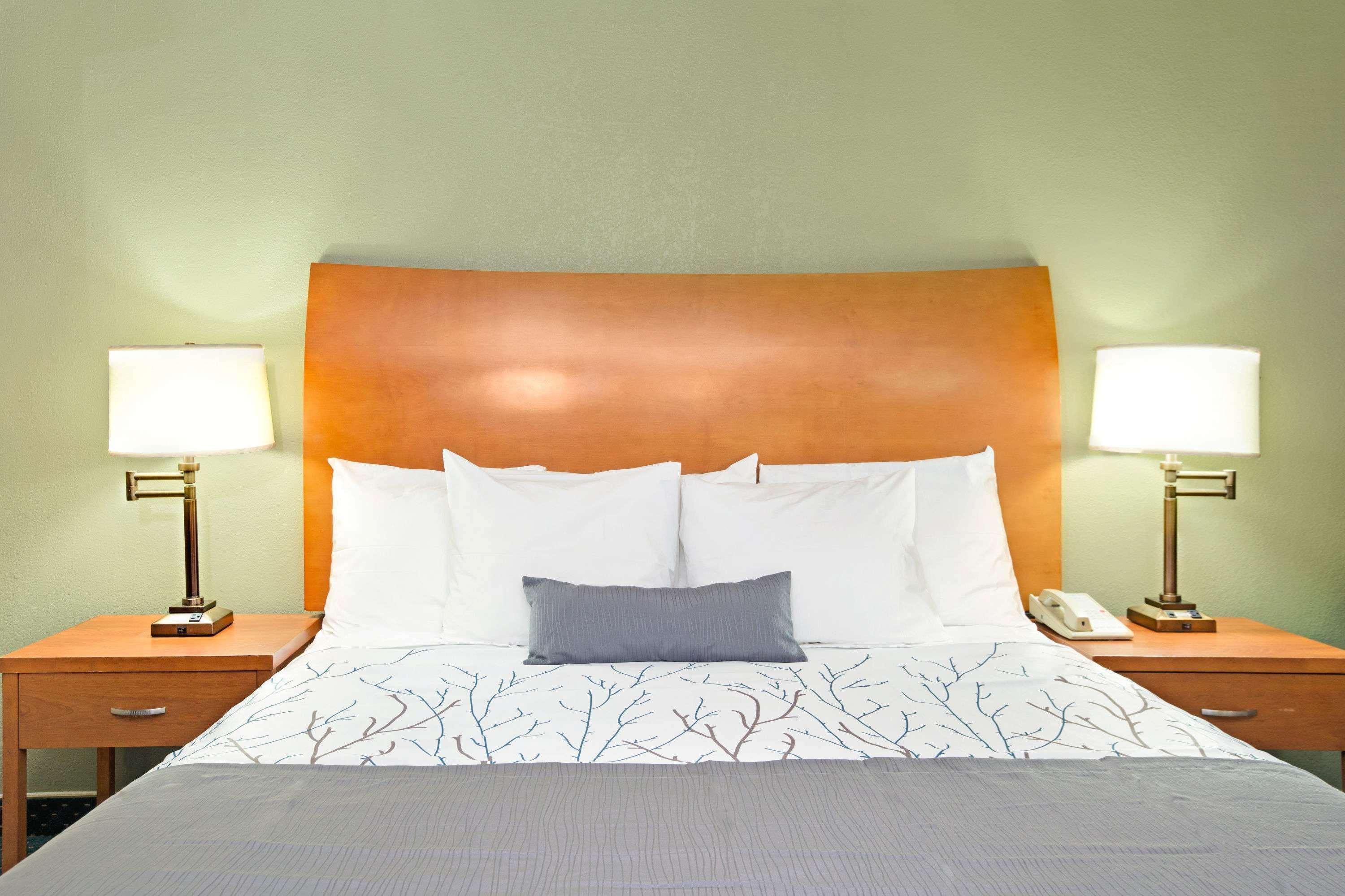 Days Inn By Wyndham San Jose Convention Center Dış mekan fotoğraf